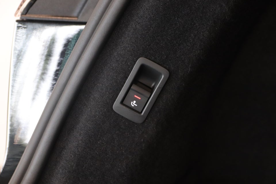 Audi Q4 e-tron 40 S-line 5d