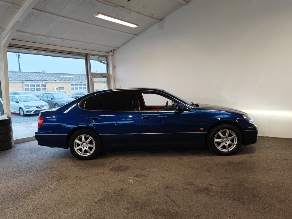 Lexus GS300 3,0 Luxus aut. 4d