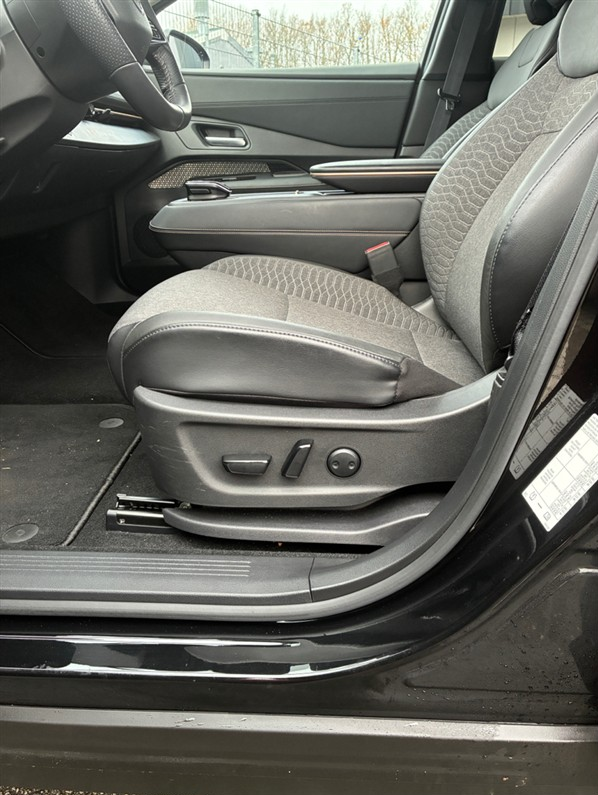 Nissan Ariya 63 Advance 5d