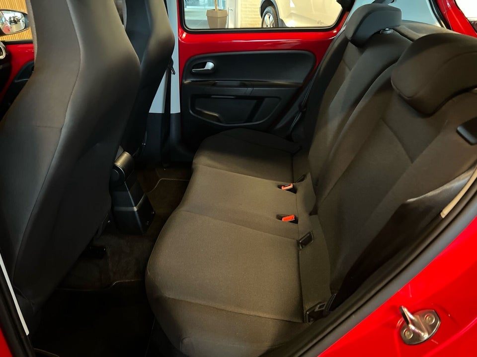 VW Up! 1,0 MPi 65 Move Up! BMT 5d