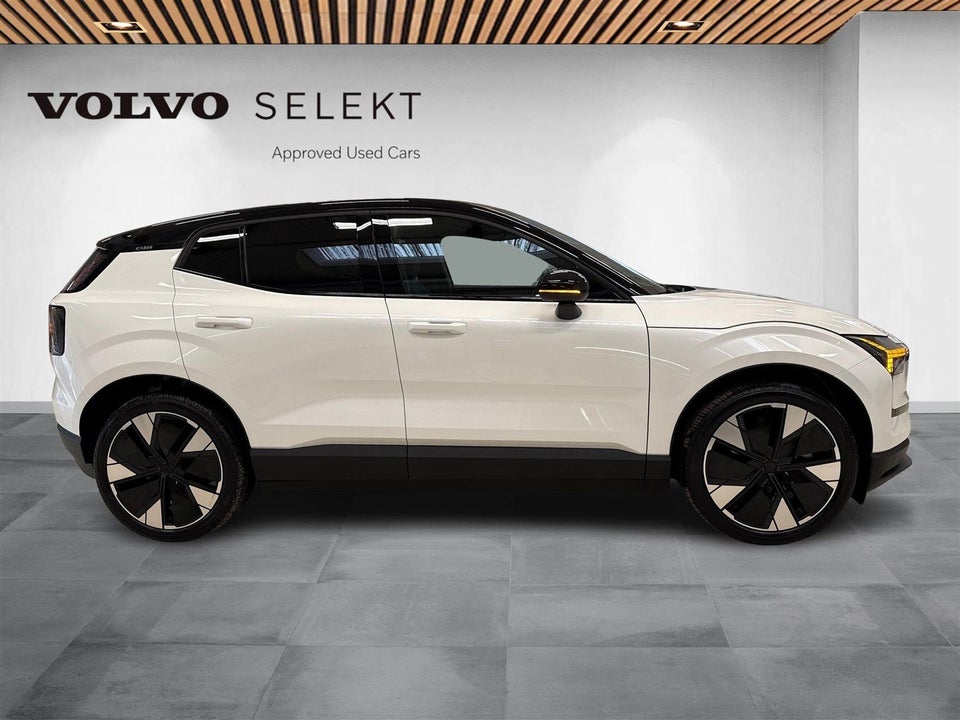 Volvo EX30 Extended Range Ultra 5d