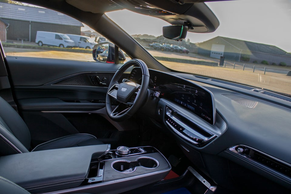 Cadillac Lyriq 600 E4 Sport AWD 5d
