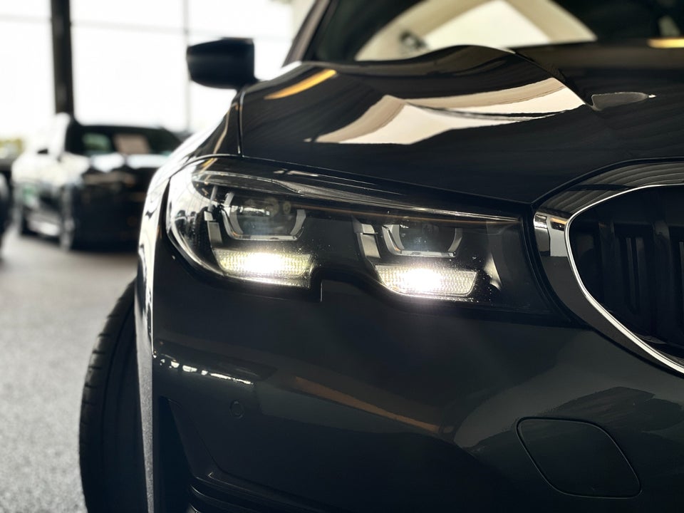 BMW 330e 2,0 Touring Sport Line aut. 5d