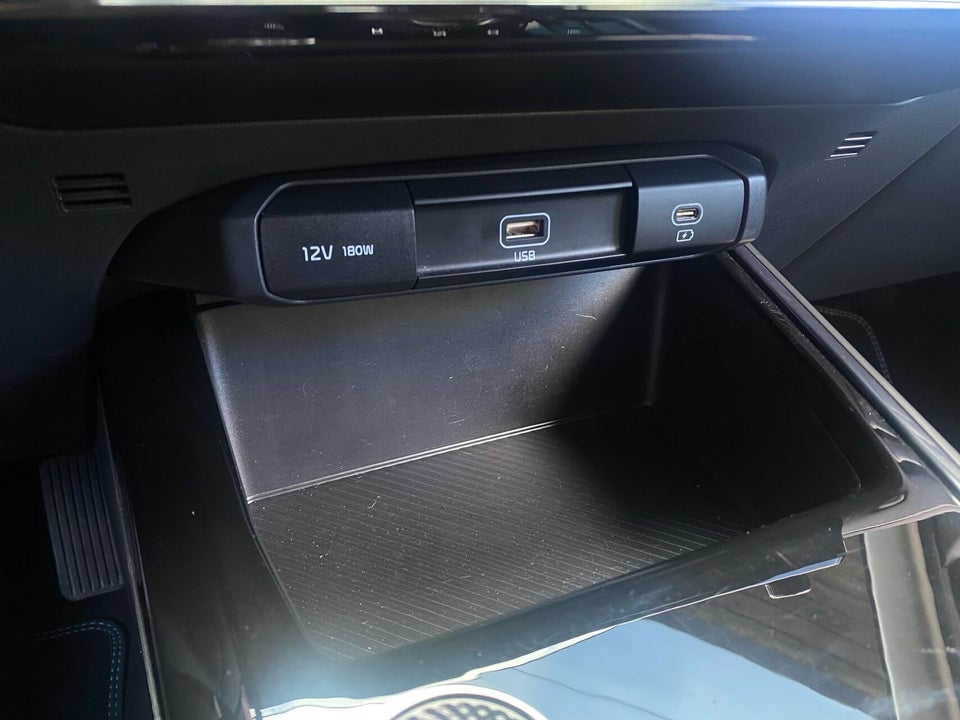Kia Niro 64 EV Prestige 5d