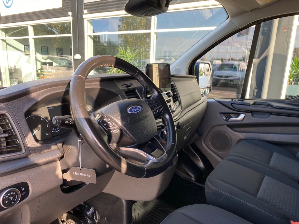 Ford Transit Custom 300 L2 2,0 TDCi 130 Trend