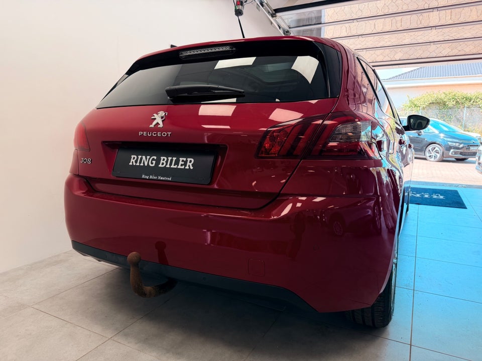 Peugeot 308 1,6 BlueHDi 120 Allure Sky 5d