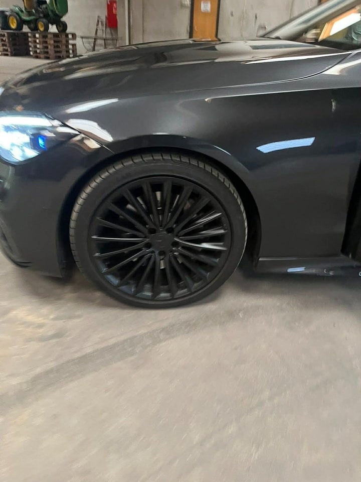 Mercedes C300 d 2,0 AMG Premium Plus stc. aut. 5d