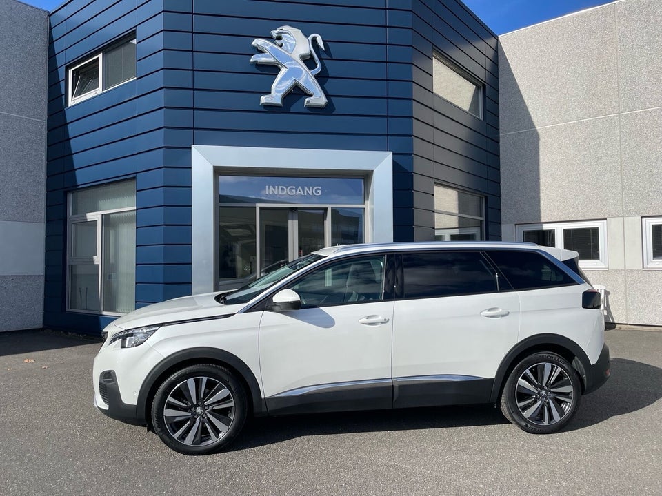 Peugeot 5008 1,5 BlueHDi 130 Allure 7prs 5d