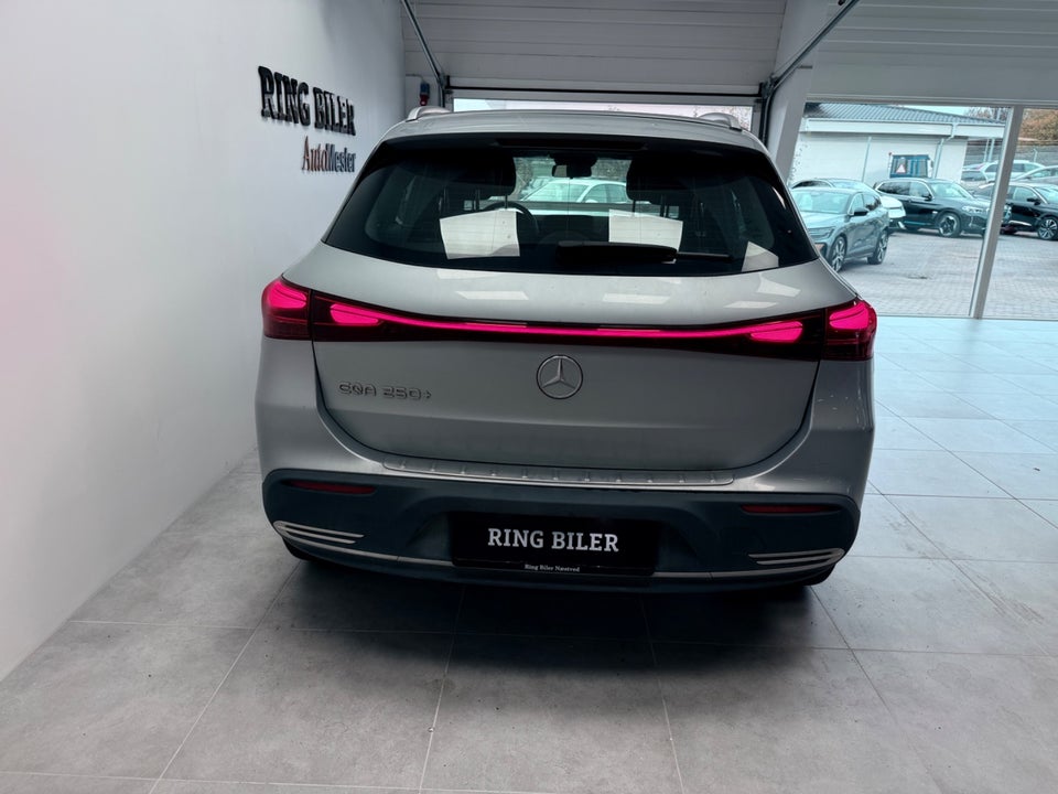 Mercedes EQA250+ Progressive 5d