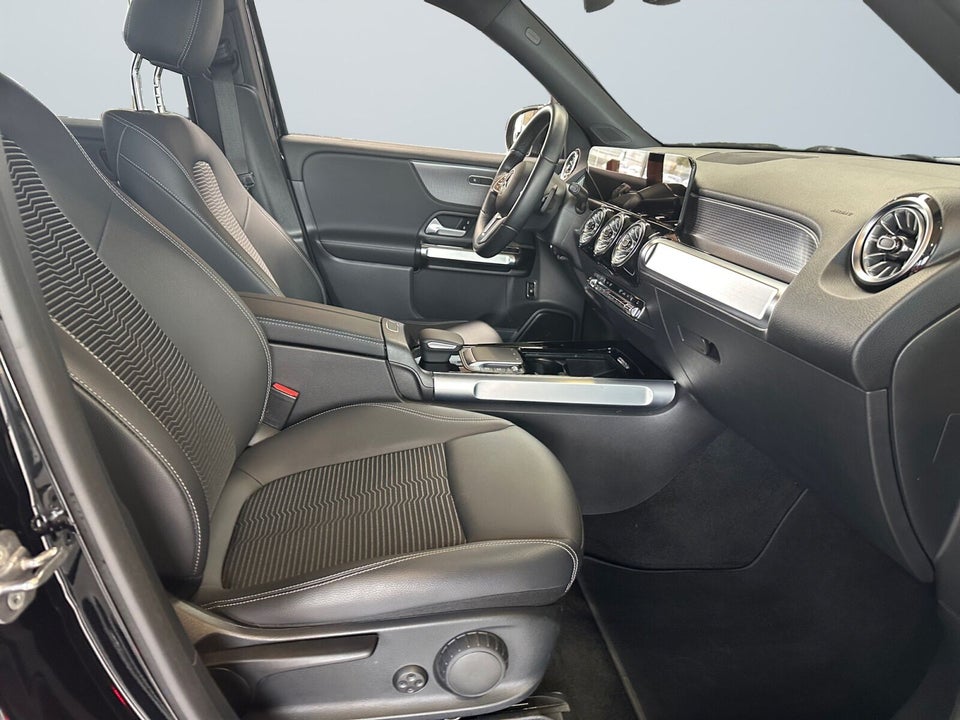 Mercedes EQB250 Progressive 5d