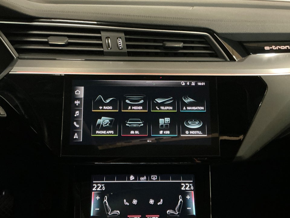 Audi e-tron 55 Advanced quattro 5d