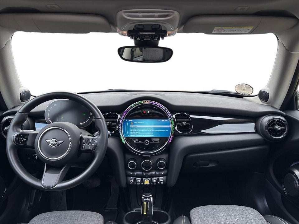 MINI Cooper SE Maximise 3d