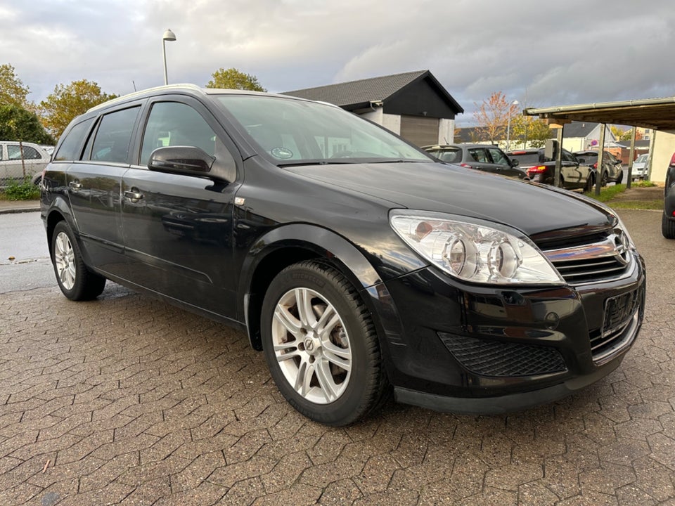 Opel Astra 1,8 16V 140 Enjoy Wagon 5d