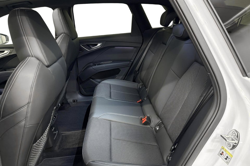 Audi Q4 e-tron 45 S-line Edition 5d