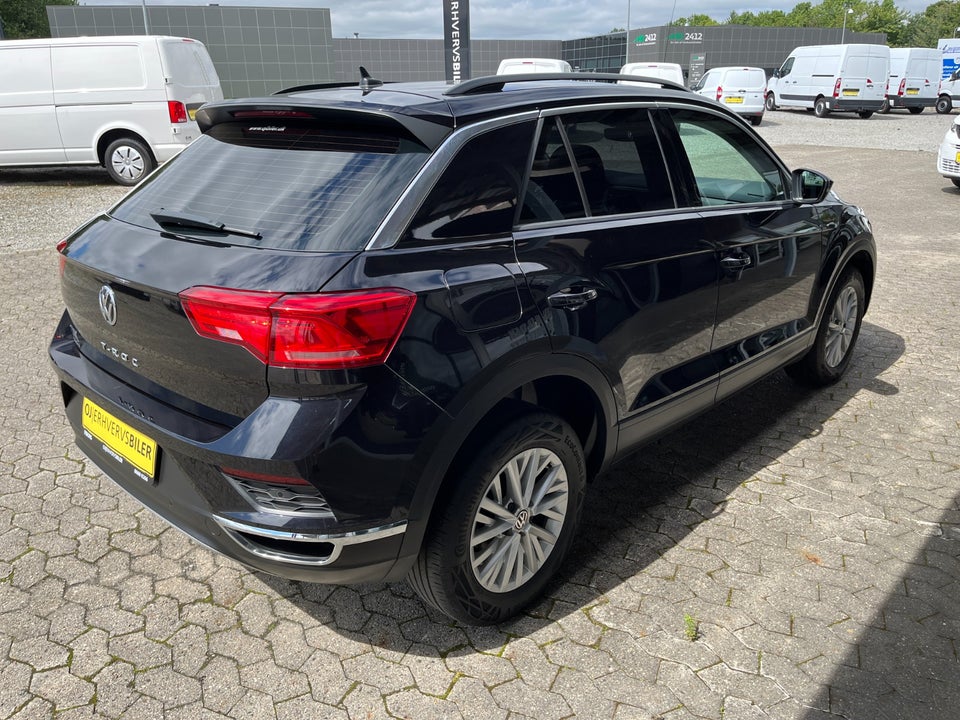 VW T-Roc 1,6 TDi 115 Style Van 5d