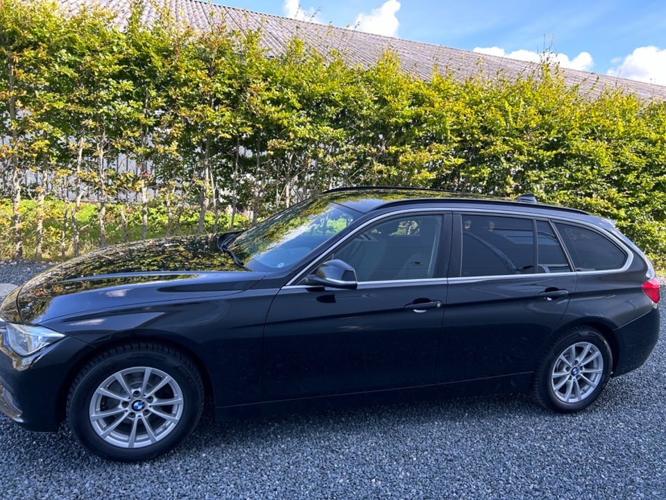 BMW 320d 2,0 Touring aut. 5d