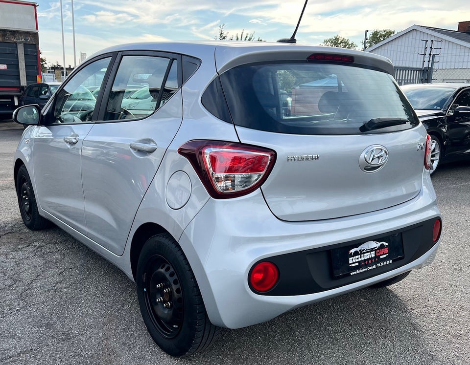 Hyundai i10 1,0 Touch 5d