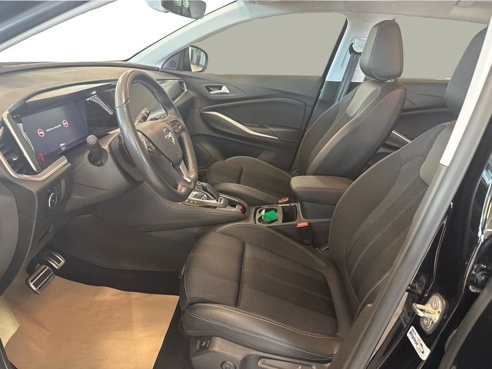 Opel Grandland 1,6 Hybrid Ultimate aut. 5d