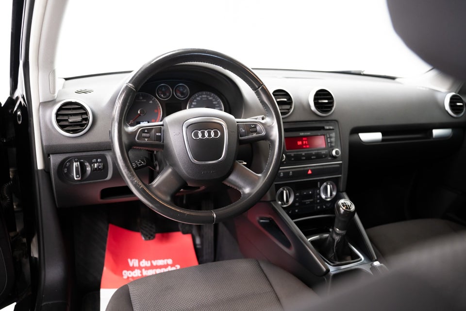Audi A3 1,6 TDi Ambiente Sportback 5d