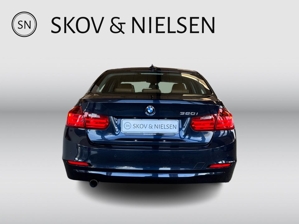 BMW 320i 2,0 aut. 4d