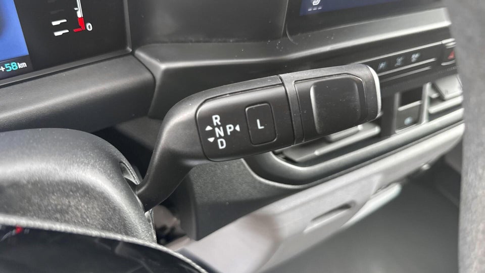 Ford Transit Custom 320 L2 2,5 PHEV Trend CVT