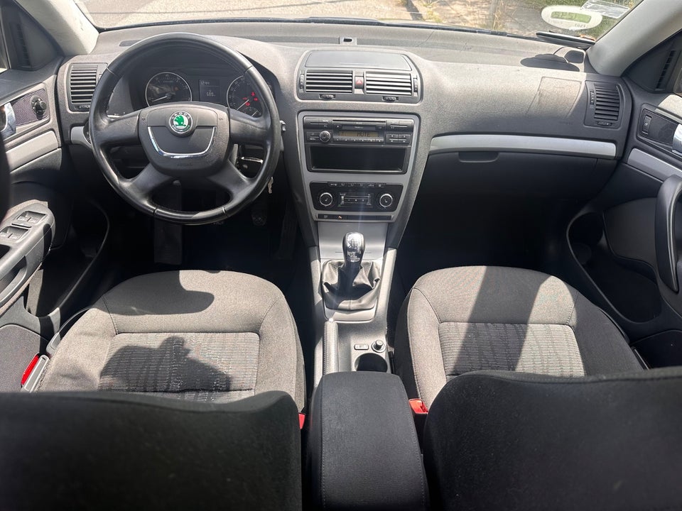 Skoda Octavia 1,4 TSi 122 Ambiente Combi 5d
