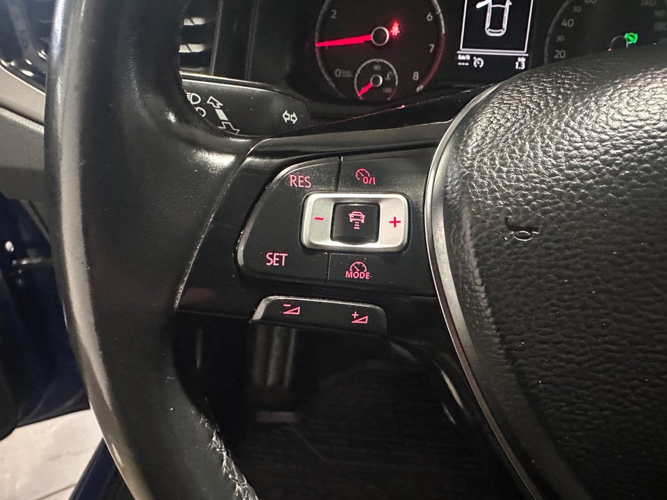 VW Polo 1,0 TSi 95 Comfortline Connect DSG Van 5d