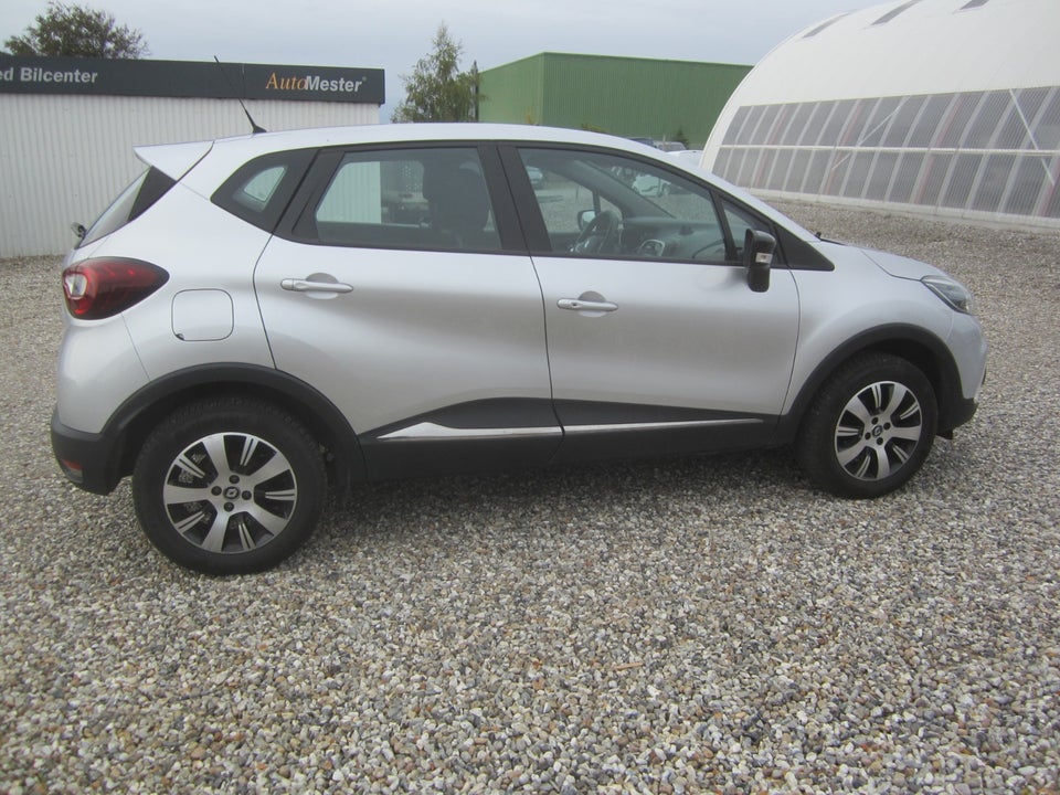 Renault Captur 0,9 TCe 90 Zen 5d