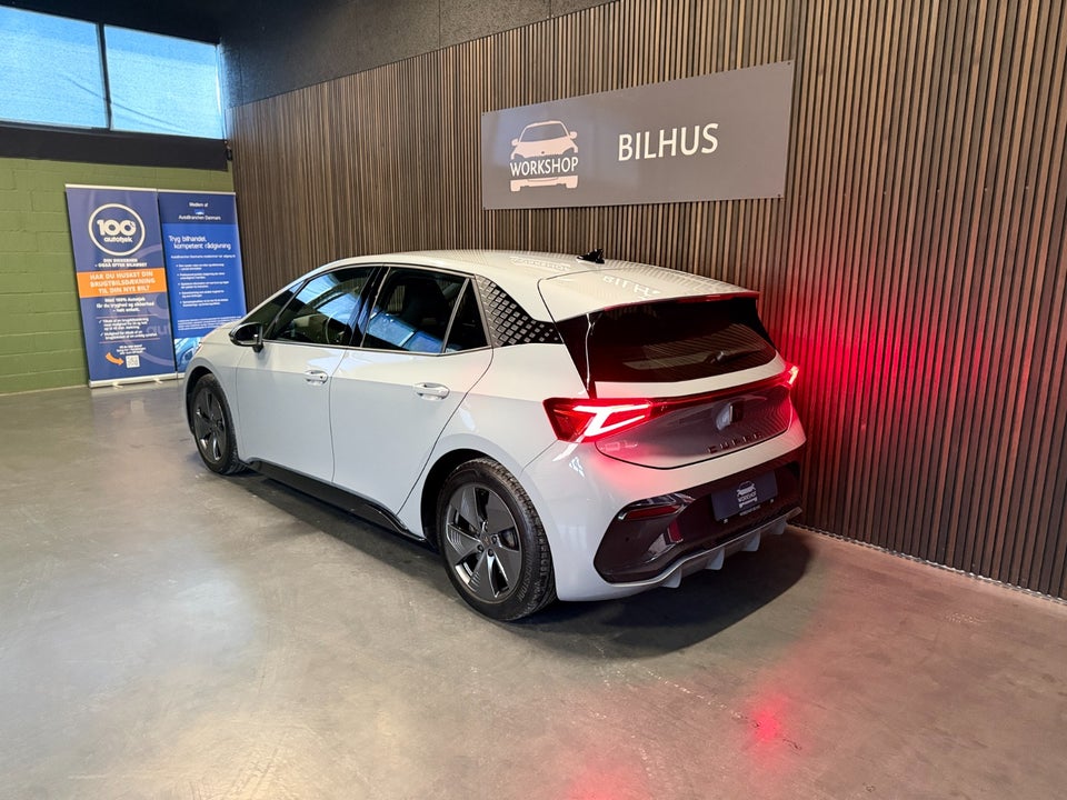 Cupra Born 58  5d