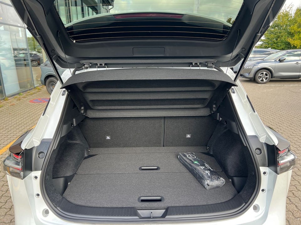 Nissan Qashqai 1,3 mHEV N-Connecta X-tr. 5d