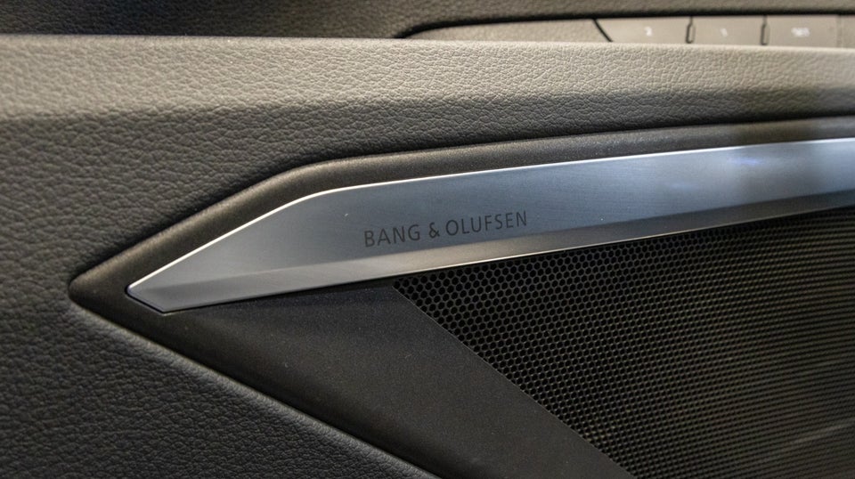 Audi e-tron 55 S-line Sportback quattro 5d