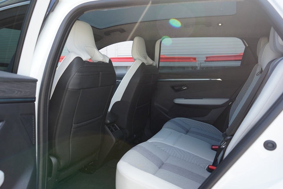 Renault Scenic E-Tech 87 Iconic 5d