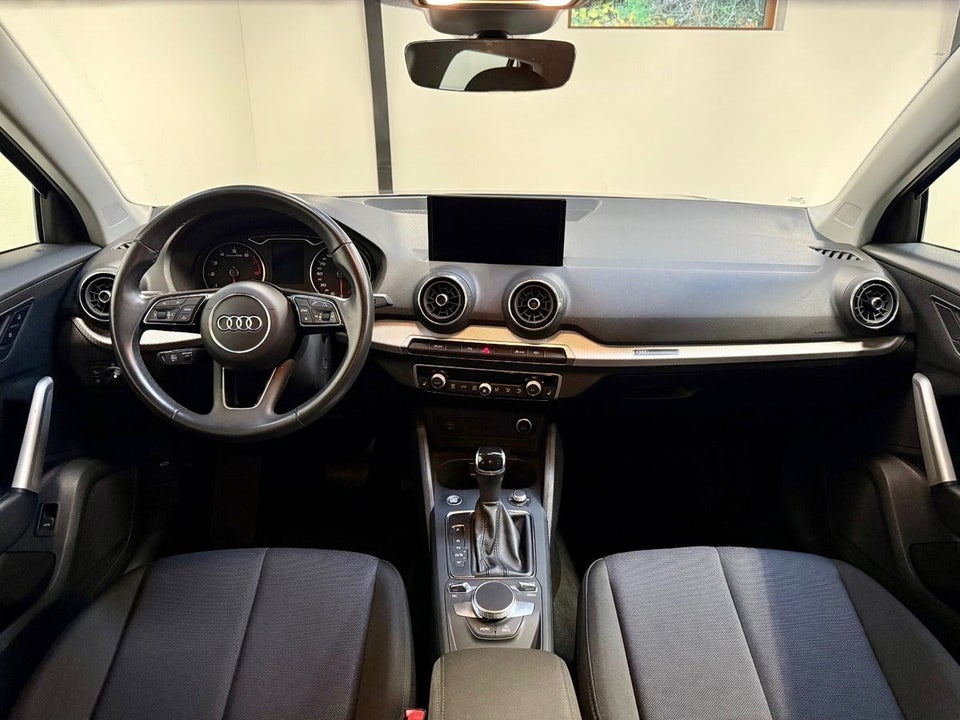 Audi Q2 35 TFSi Prestige S-tr. 5d