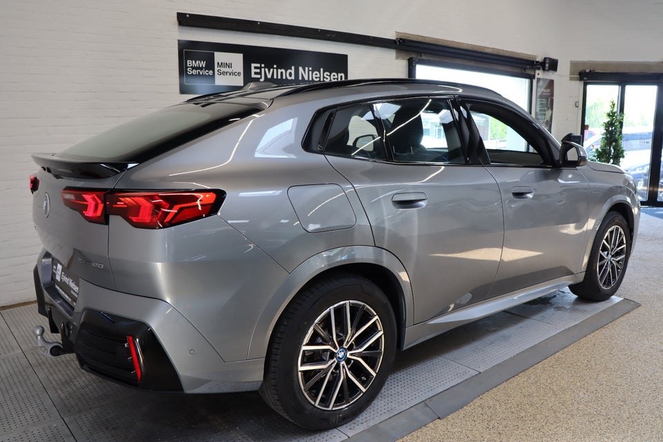 BMW iX2 eDrive20 M-Sport 5d