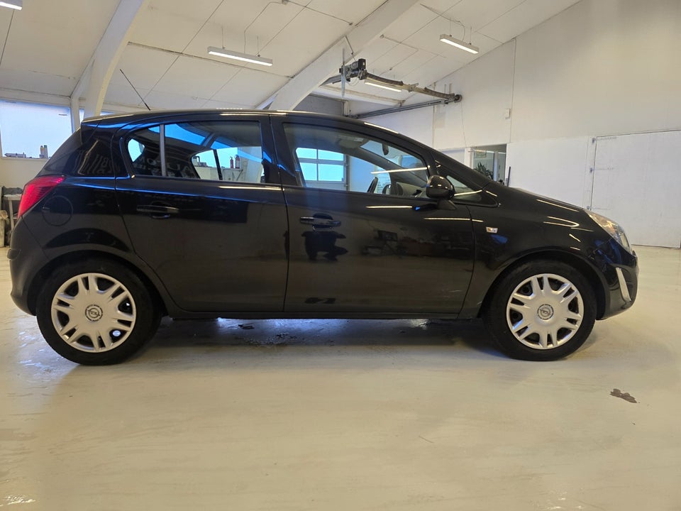 Opel Corsa 1,4 16V Cosmo 5d