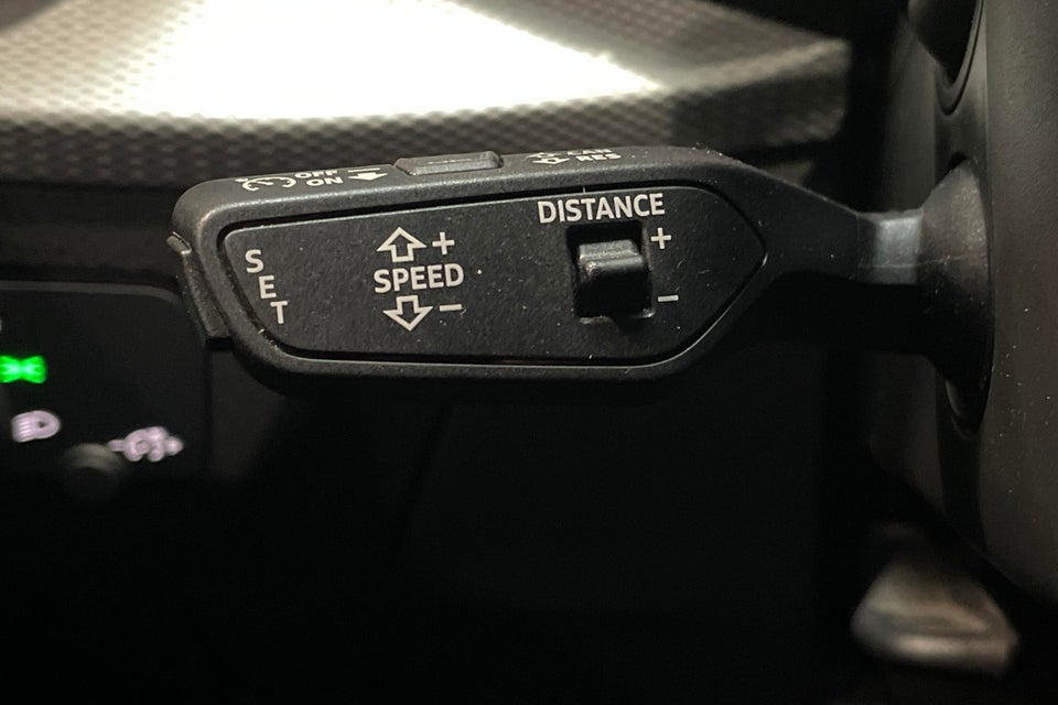 Audi Q2 35 TFSi Prestige S-tr. 5d