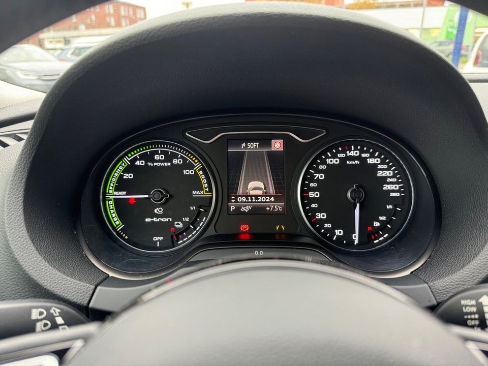 Audi A3 1,4 e-tron Sport Sportback S-tr. 5d