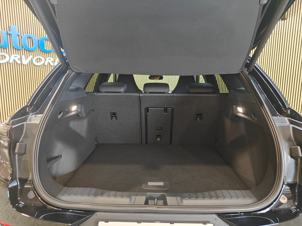 Ford Explorer 79 Select Extended Range AWD 5d