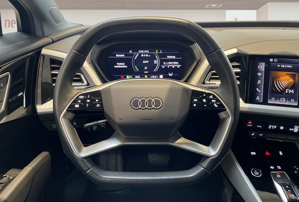 Audi Q4 e-tron 40  5d