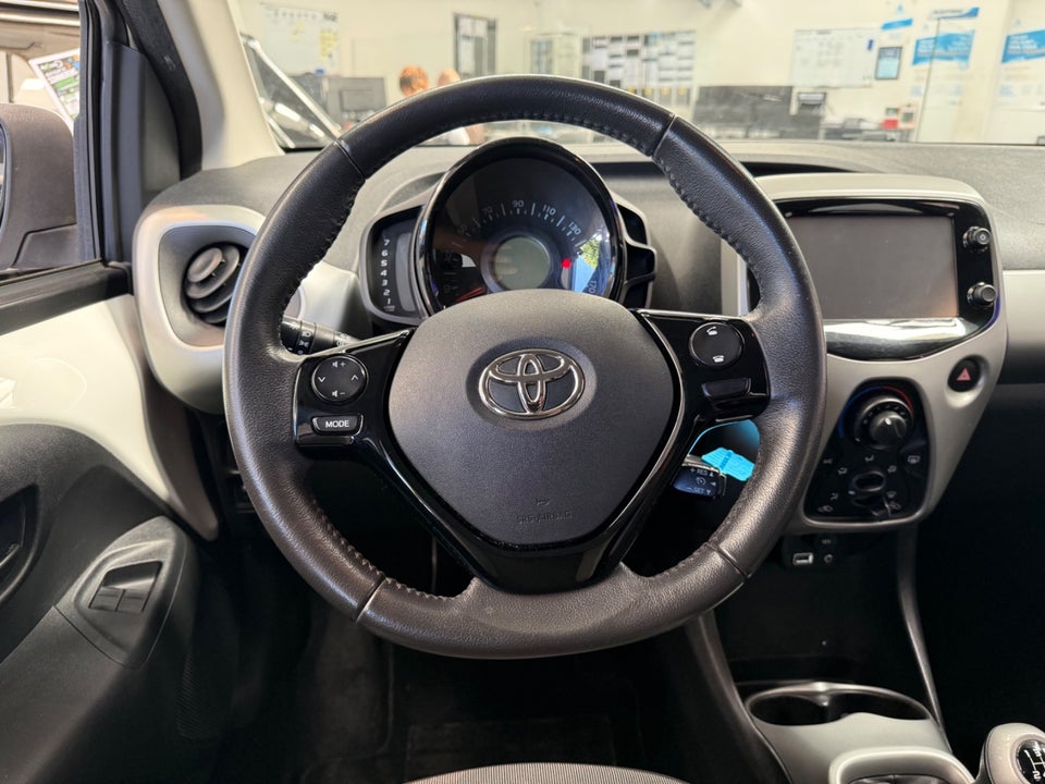 Toyota Aygo 1,0 VVT-i T1 5d