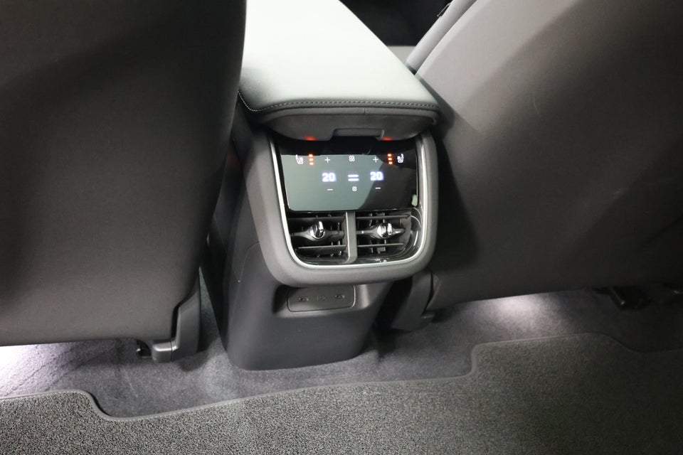 Volvo ES90 Extended Range Plus 4d