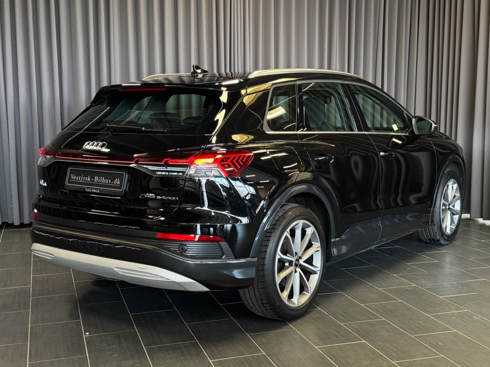 Audi Q4 e-tron 45 Progress 5d