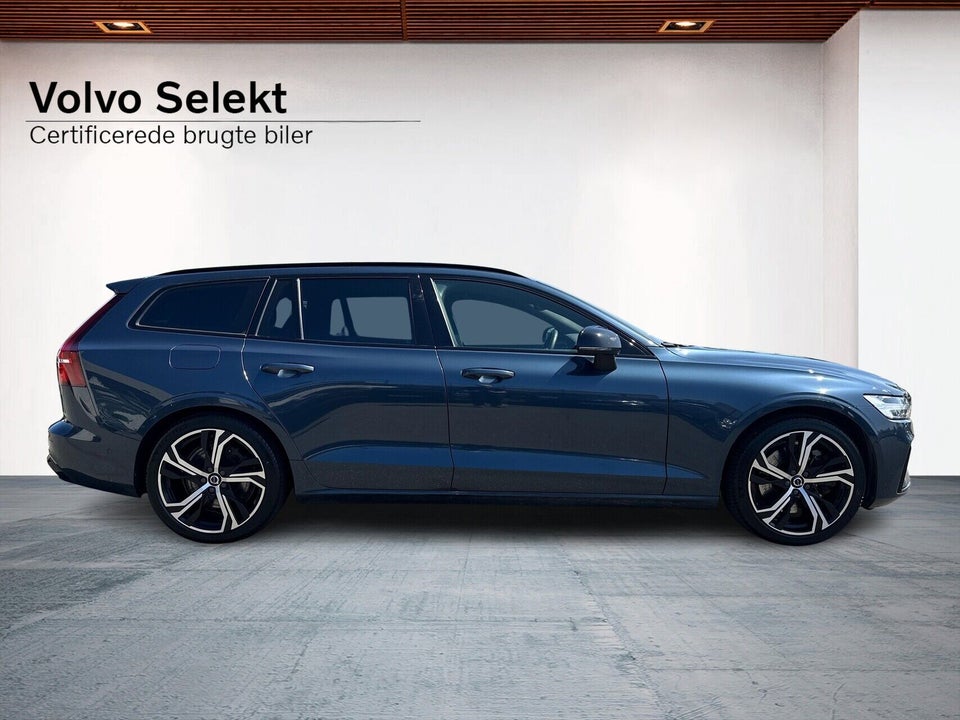 Volvo V60 2,0 T6 ReCharge Ultimate Dark aut. AWD 5d