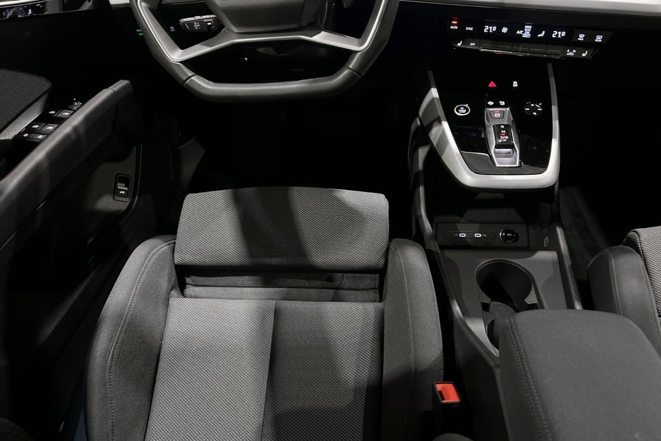 Audi Q4 e-tron 45 Progress 5d