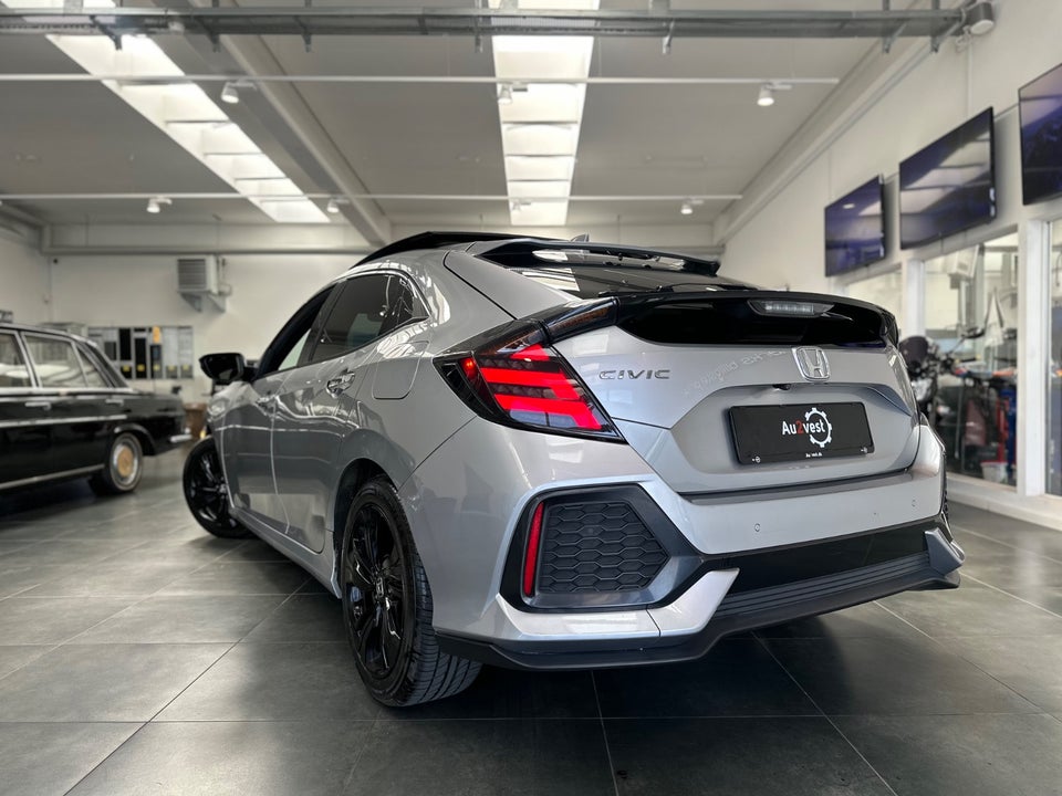 Honda Civic 1,5 VTEC Turbo Prestige CVT 5d