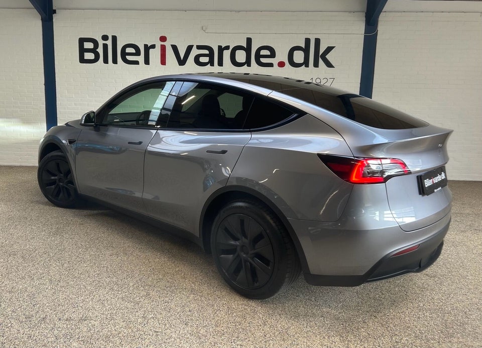 Tesla Model Y Long Range RWD 5d