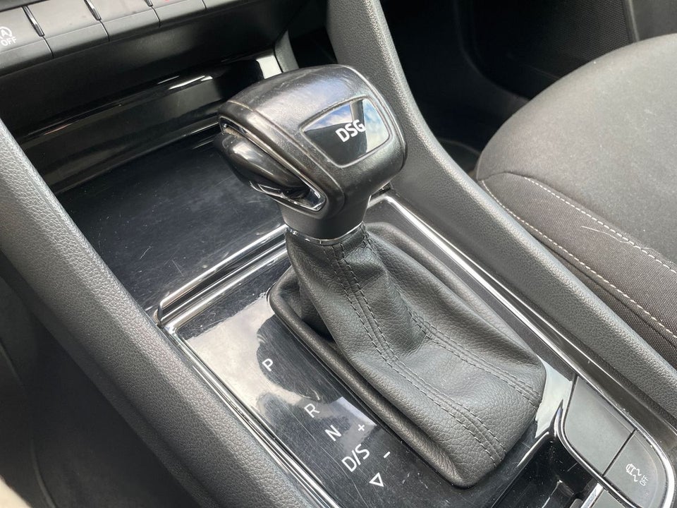Skoda Karoq 1,6 TDi 115 Ambition DSG 5d