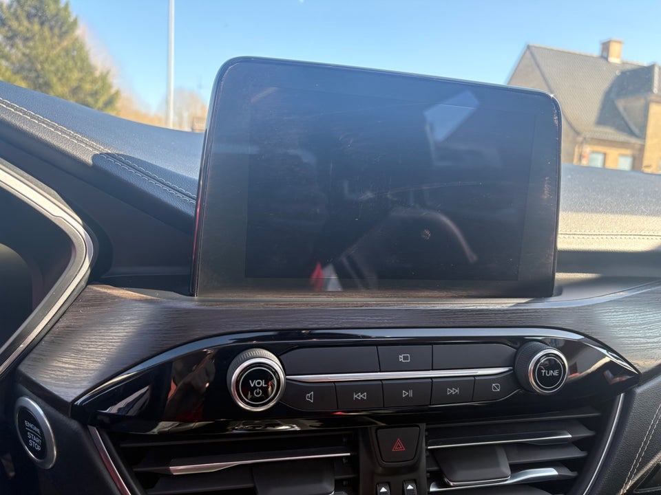 Ford Kuga 2,5 PHEV Vignale CVT 5d