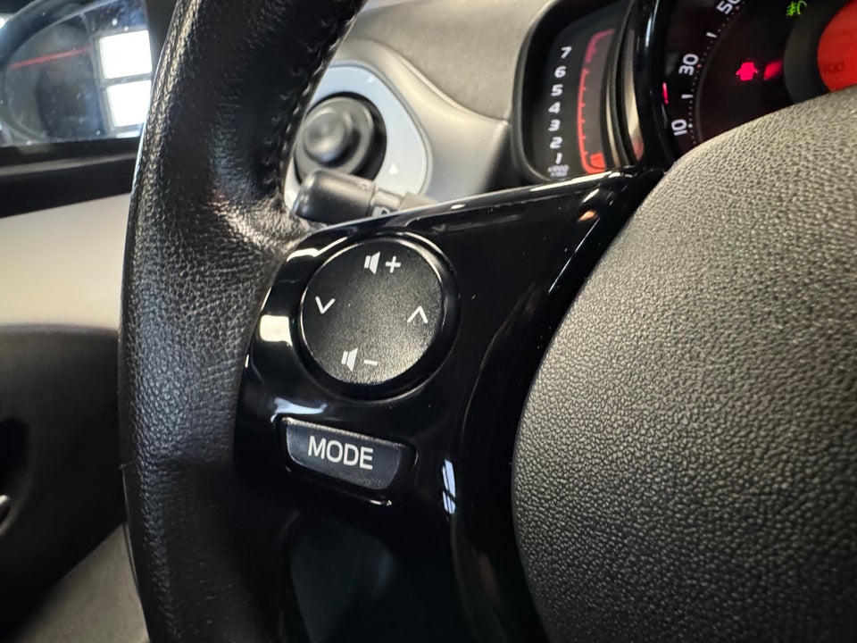 Toyota Aygo 1,0 VVT-i x-press 5d