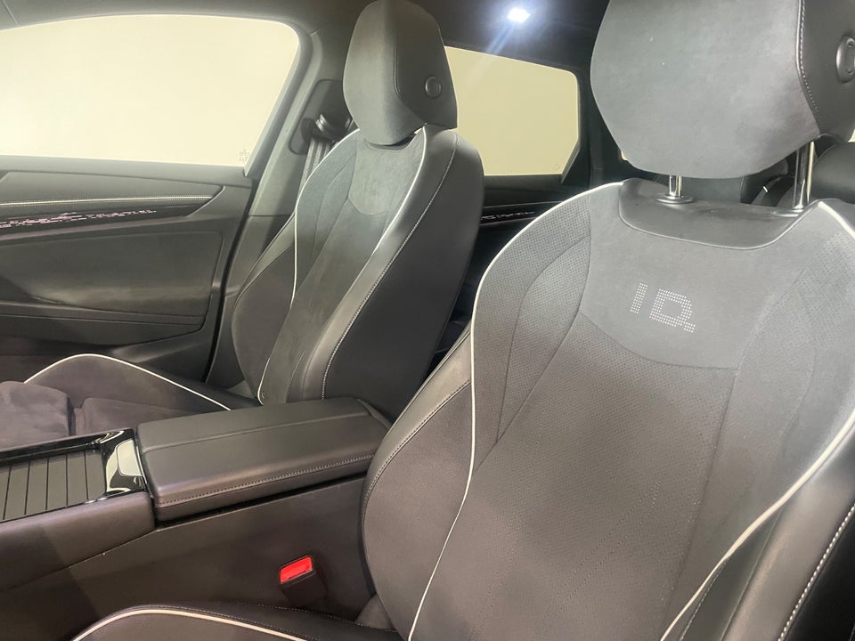 VW ID.7 86 Style S Tourer 5d